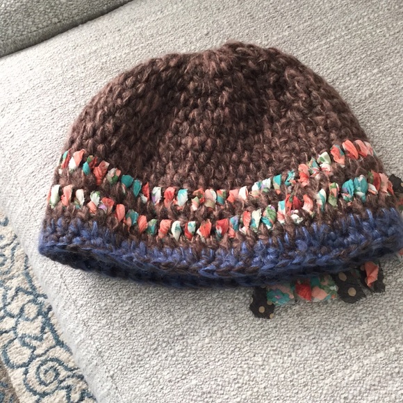 NWOT Ribbon Wool Winter Cap - Picture 2 of 4
